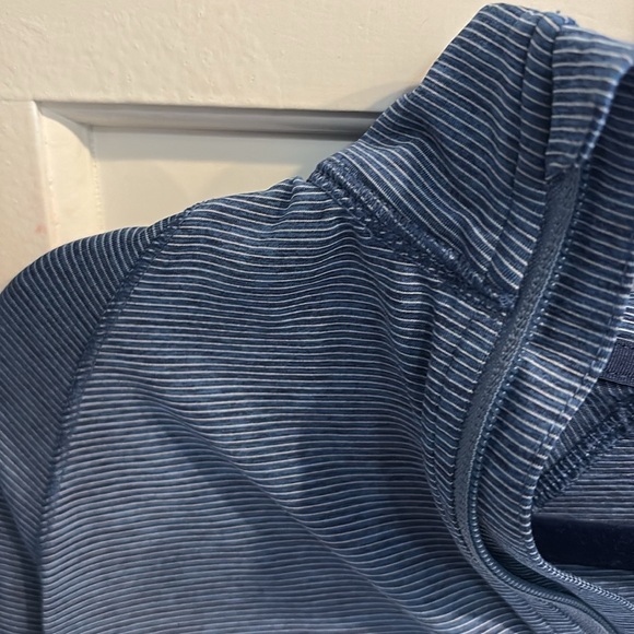 Vineyard Vines Sankaty 1/4 Zip Pullover- Navy - Picture 4 of 5